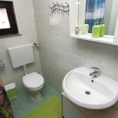 アパート Two-bedroom In